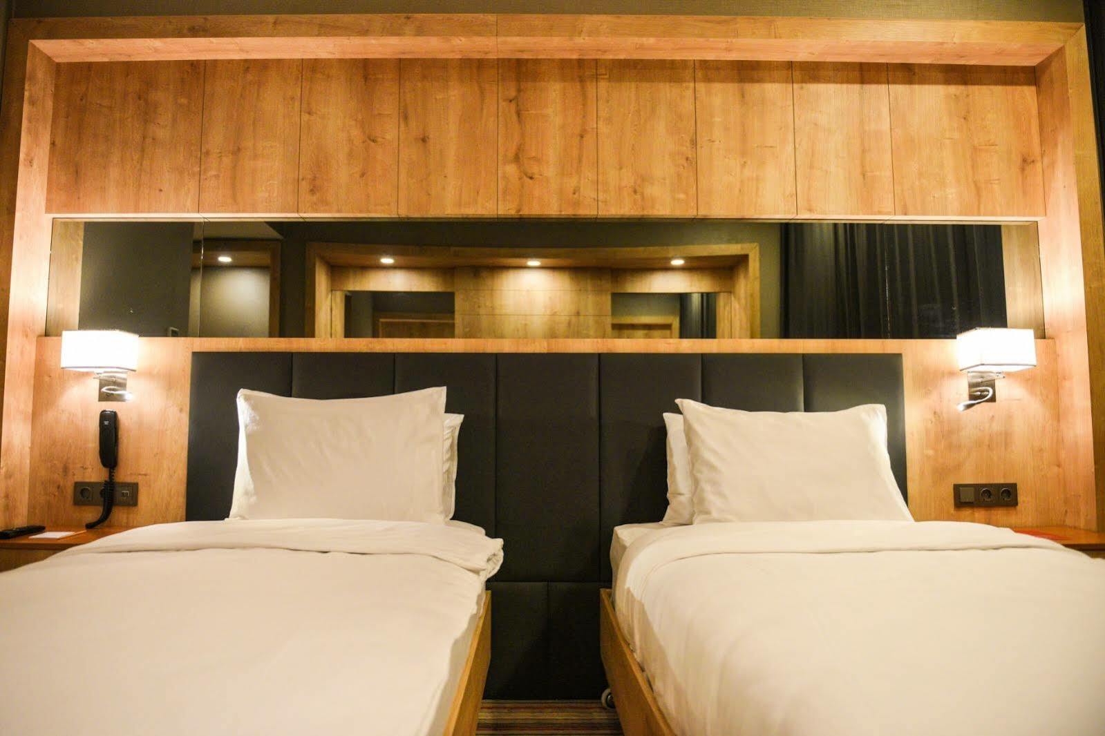 ホテル Ramada Vakfikebir トラブゾン エクステリア 写真