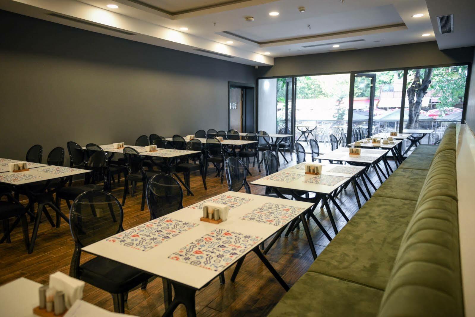 ホテル Ramada Vakfikebir トラブゾン エクステリア 写真