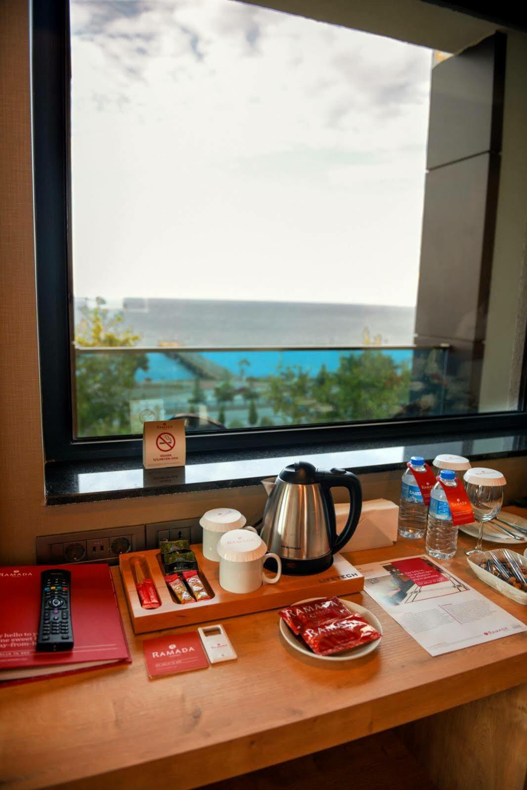 ホテル Ramada Vakfikebir トラブゾン エクステリア 写真