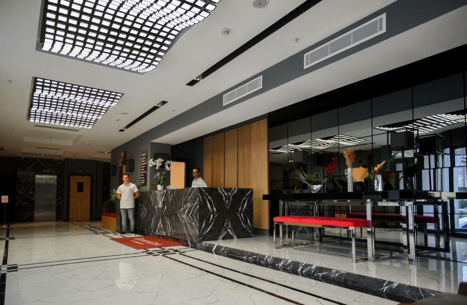 ホテル Ramada Vakfikebir トラブゾン エクステリア 写真